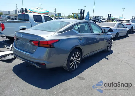 2019 Nissan Altima 2.0 Sr z USA, uszkodzony, nr VIN 1N4AL4CV5KC240386